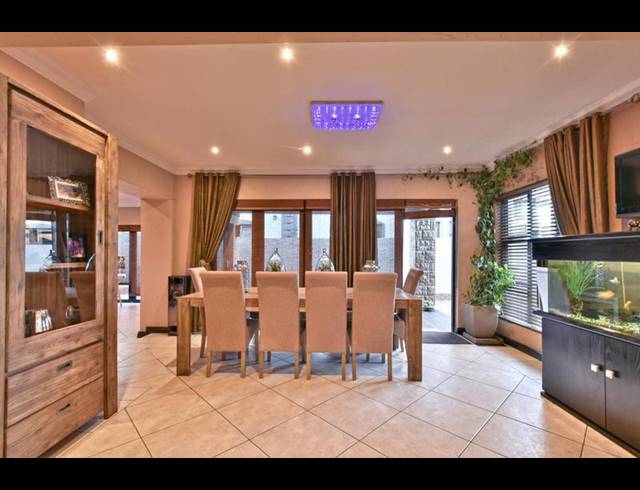 4 BEDROOM HOUSE FOR SALE IN MEYERSDAL